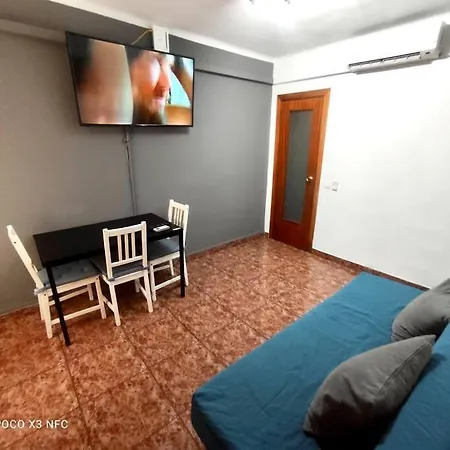 Gran Apartamento De 2 Habitaciones! Al Lado Del Metro Hb Apartment L'Hospitalet de Llobregat